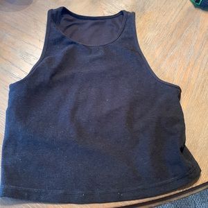 Vuori Cropped Tank